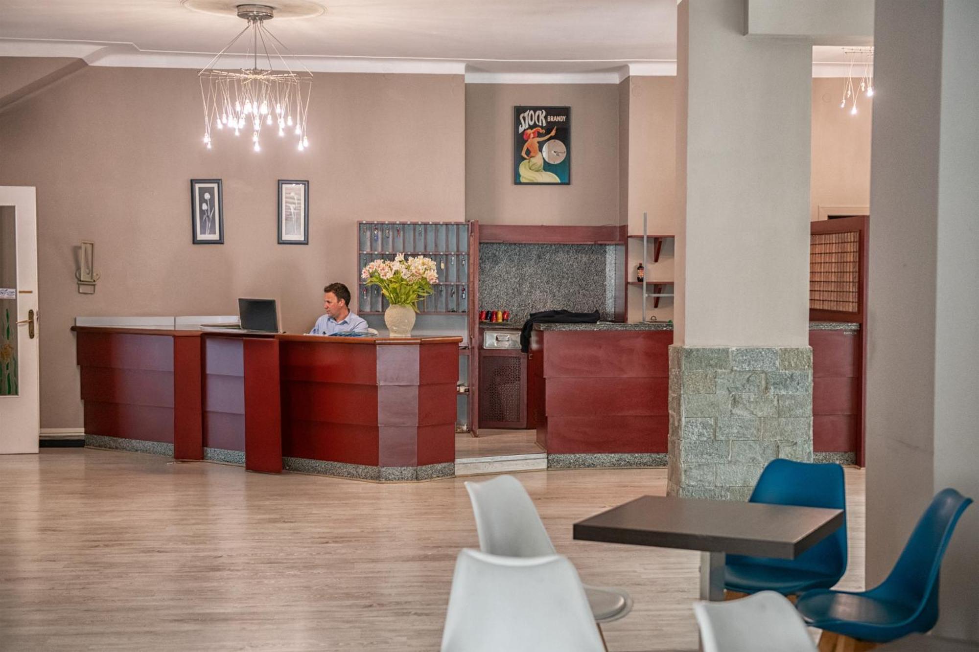 Hotel Europa Арма ди Таджия Екстериор снимка
